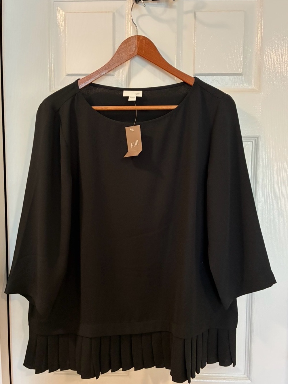 J. Jill Black Pleated-Hem 3/4 Sleeve Blouse Large